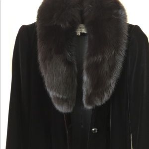 Full length, mink collar velvet coat. By Ilana Wolf. Fits 5’3”/4” size 4-6 woman
